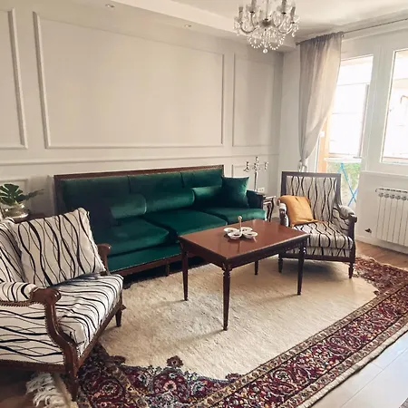 Mejtas- Centre, Free Garage Parking Apartment
