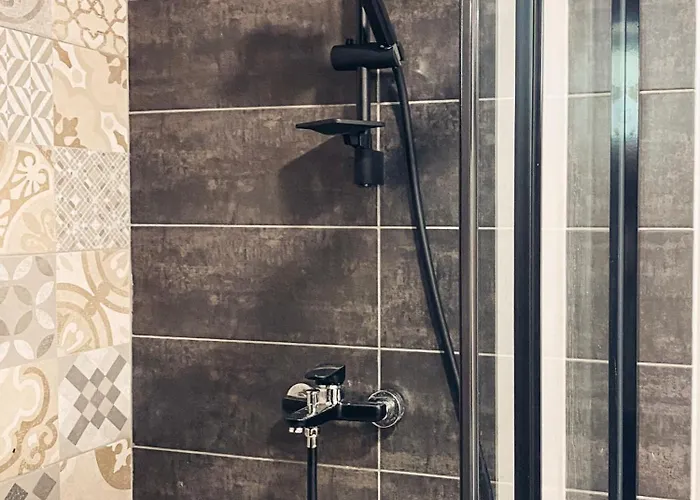 Mejtas- Centre, Free Garage Parking Apartment *